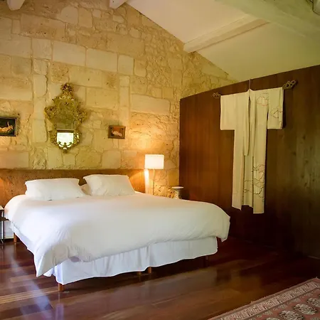 別荘 Peaceful Forest Retreat Near Saint Emilion *