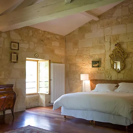 Peaceful Forest Retreat Near Saint Emilion 別荘 Naujan-et-Postiac