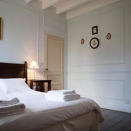 別荘 Peaceful Forest Retreat Near Saint Emilion Naujan-et-Postiac