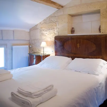 Peaceful Forest Retreat Near Saint Emilion 別荘 *